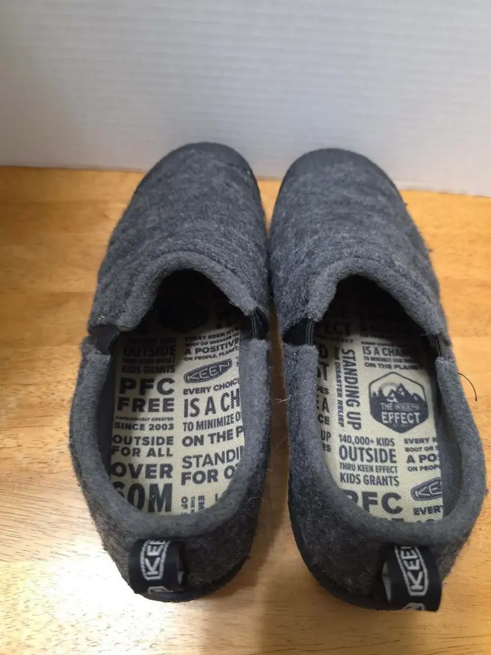 KEEN Men's Howser II Slip-On Shoes Dark Gray Felt